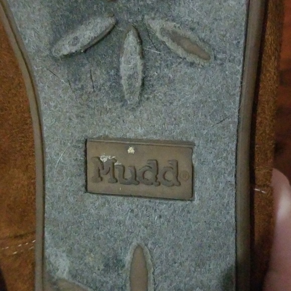 Mudd Moccasins - Picture 2 of 4